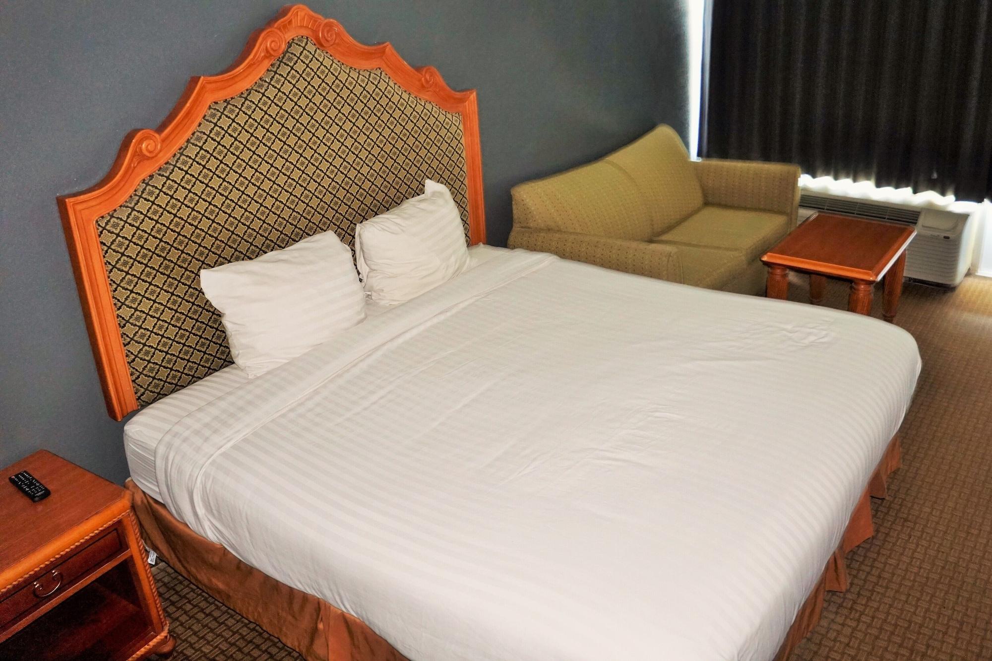 Elev8 Hotel Conroe
