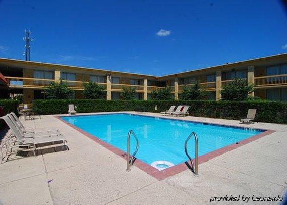 Hotel Elev8 Conroe