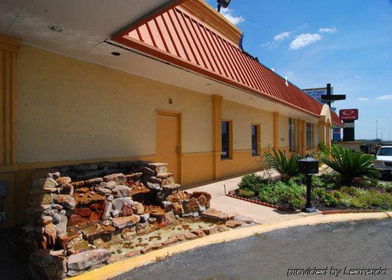 Hotel Elev8 Conroe