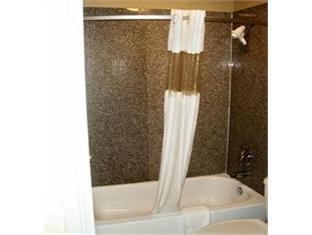 Hotel Elev8